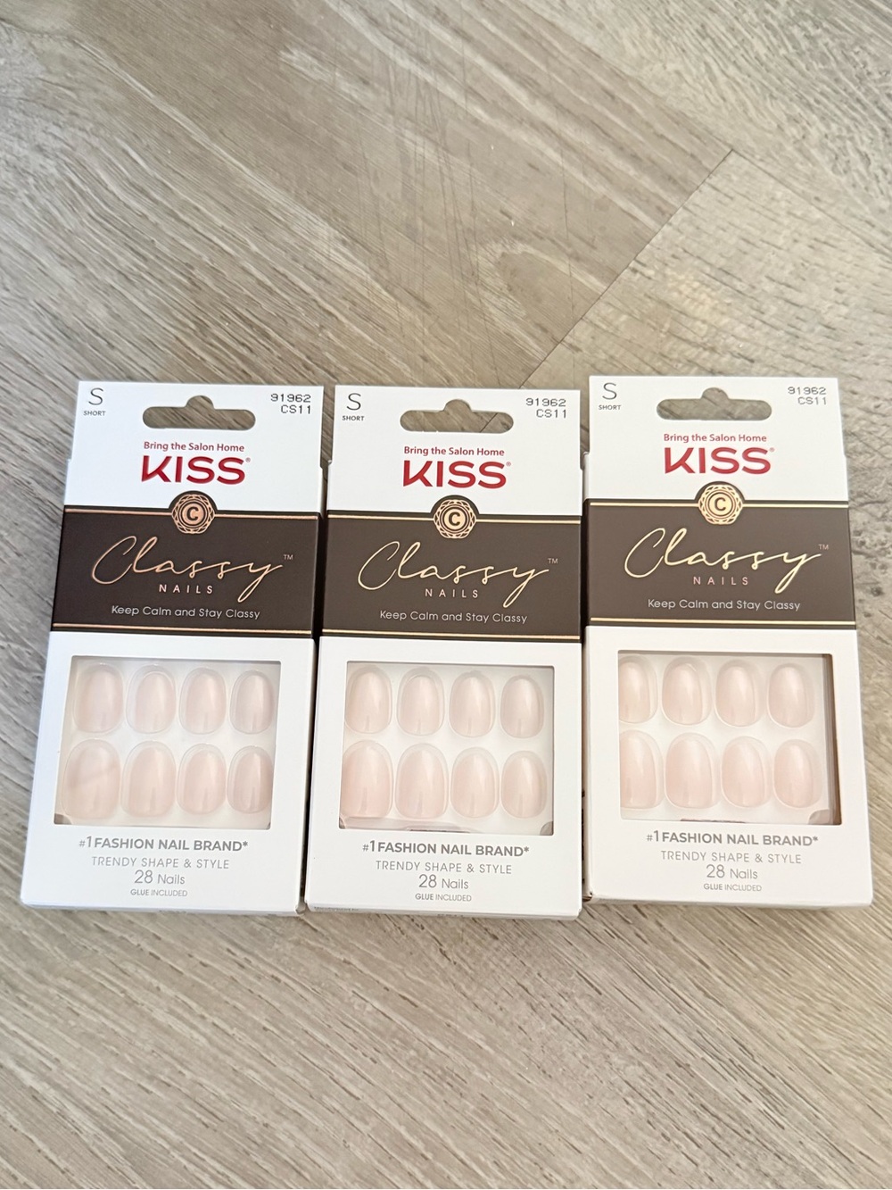 KISS Classy Press-On Nails Set in Nude Pink (3 Packs)